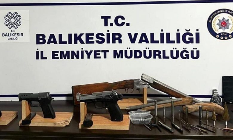 Son dakika haberleri... Balıkesir'de aranan 187 şahıstan, 47'si tutuklandı