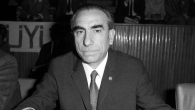 2022'nin en çok konuşulan isimlerinden Alparslan Türkeş kimdir? Alparslan Türkeş hayatı ve biyografisi!
