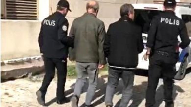 Edremit'te mağazalardan hırsızlık yapan 2 kişi yakalandı