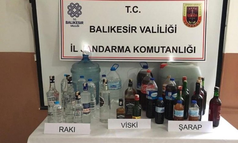 Erdek'te sahte ve kaçak içki operasyonu