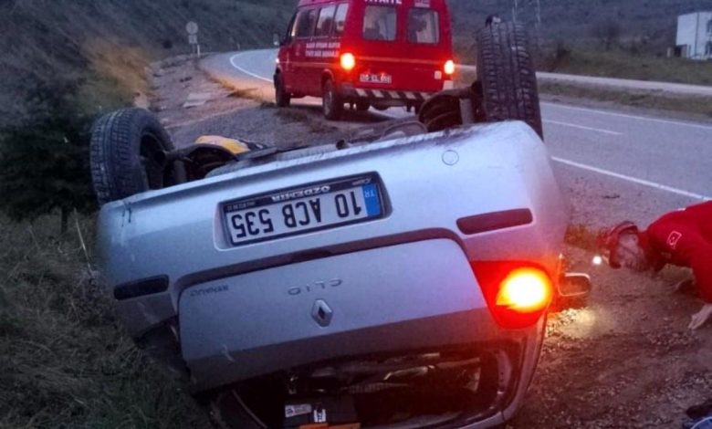 Gönen'de otomobil takla attı, 3 kişi yaralandı