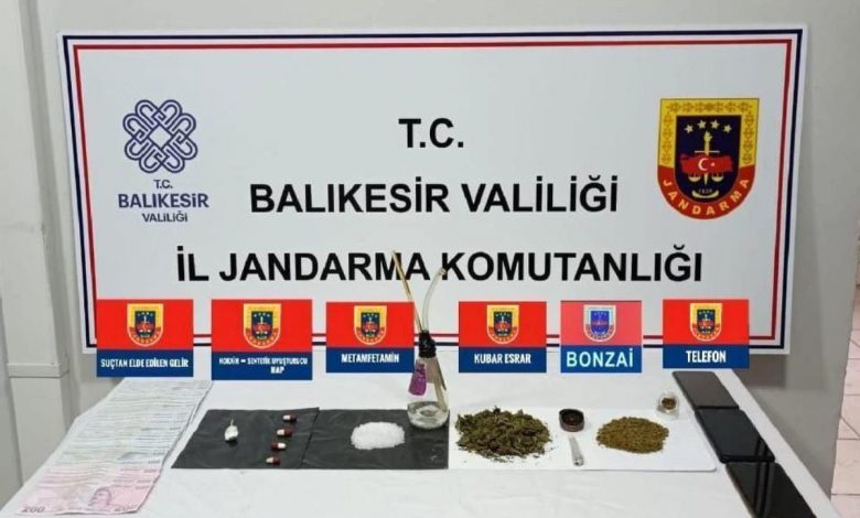 Gönen'de uyuşturucu operasyonunda 4 kişi yakalandı