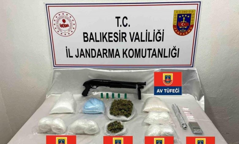 Bandırma'da uyuşturucu operasyonunda 6 kişi yakalandı