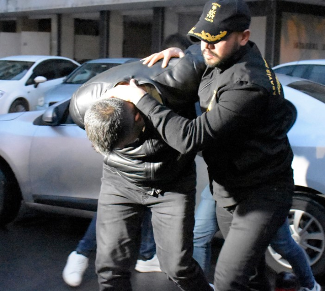 Kavuncu'dan İYİ Parti binasının kurşunlanmasıyla ilgili dikkat çeken sözler: Kurşun ne hikmetse Akşener'in fotoğrafına isabet etmiş